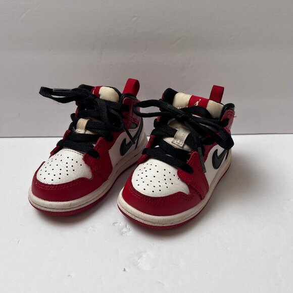 Kids Jordan 1 Red White with Black Swoosh Shoes Size 5C Black Laces - Picture 2 of 12